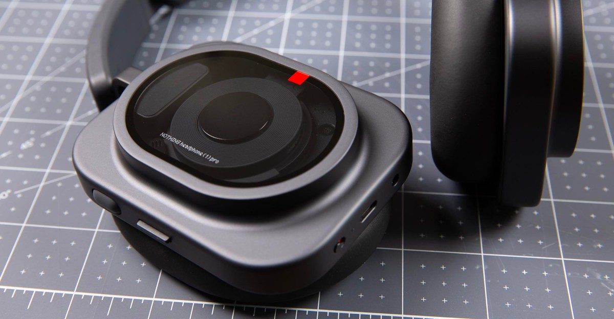 Nothing Headphone 1 Pro หูฟังเรือธงที่มี Flat EQ สไตล์สตูดิโอและไดรเวอร์สามตัว