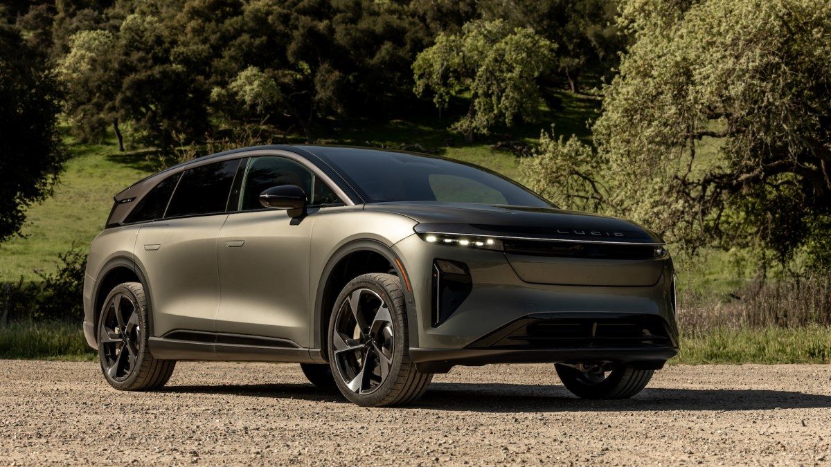 Lucid Motors ผลิตรถยนต์ไฟฟ้าลดลงต่ำสุดในรอบเกือบ 2 ปี