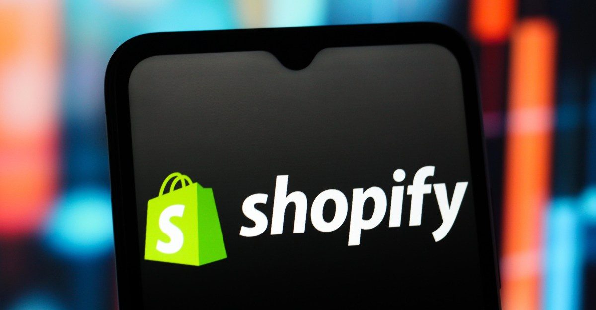 Shopify เปิดให้ AI agents ซื้อของแทนลูกค้าได้จากแคตาล็อกมากกว่า 1 พันล้านรายการ