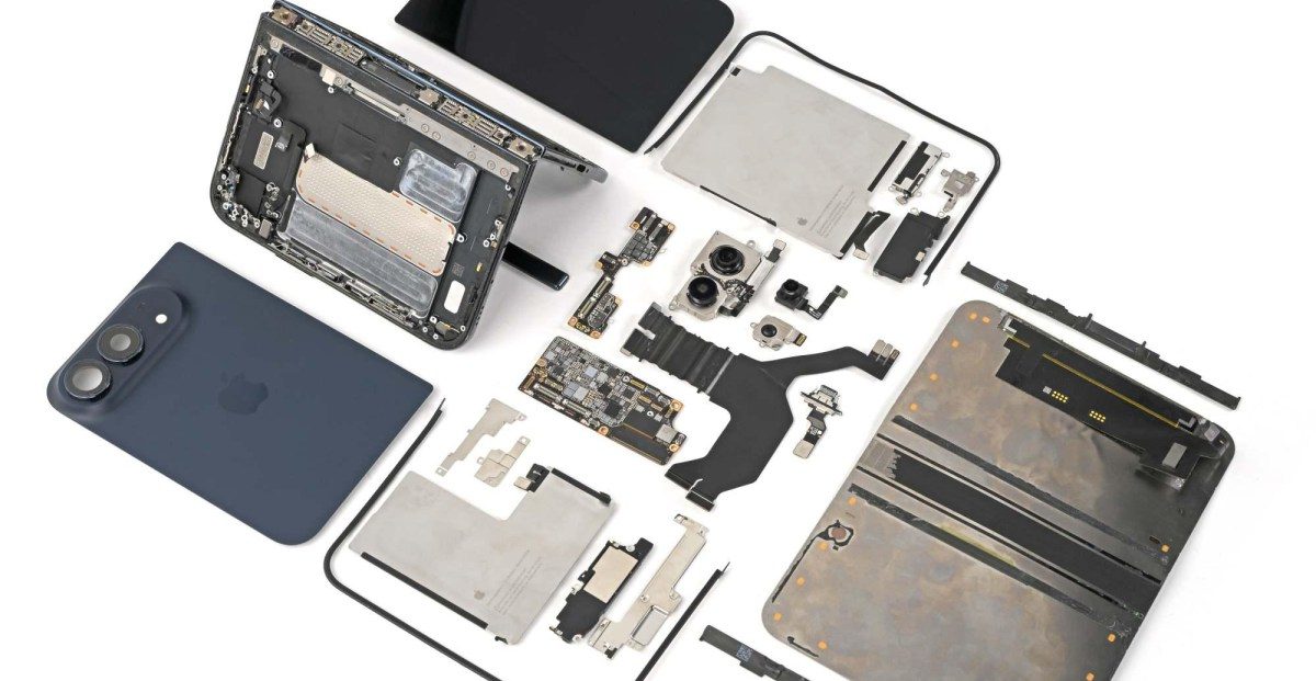 iFixit แกะ iPhone Duo เผยเบื้องหลังรอยพับ จนถึงสาเหตุจอแตกและบานพับเสีย